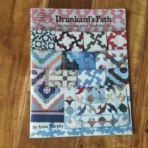 ✔️ Drunkards Path Quilt Pattern Book